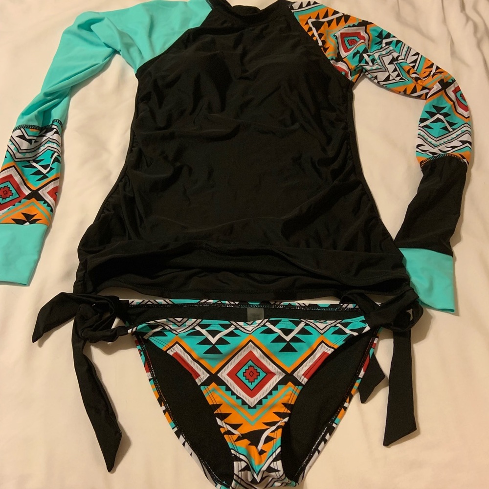 🆕 NWOT 2 piece swimsuit